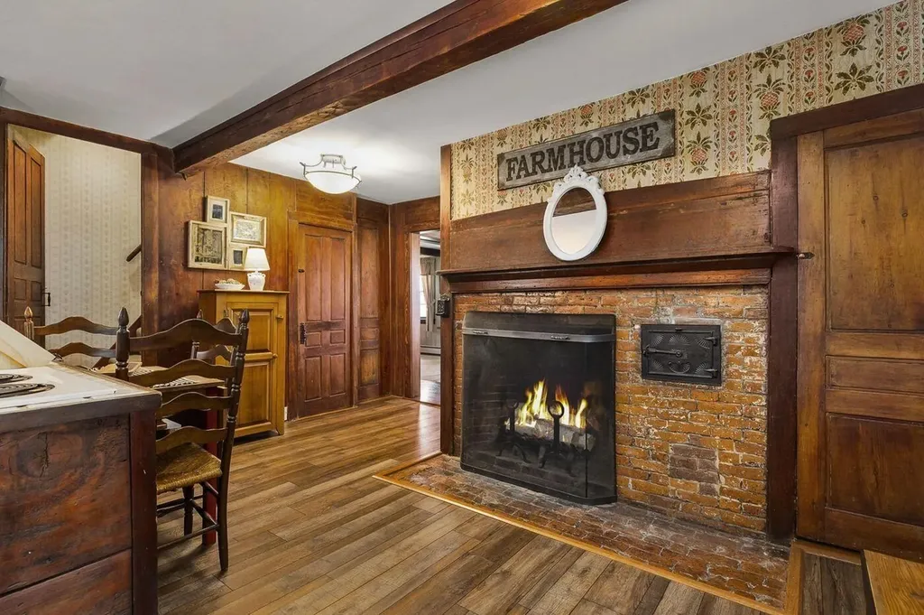 210 Ten Rod Road Rochester NH 03867