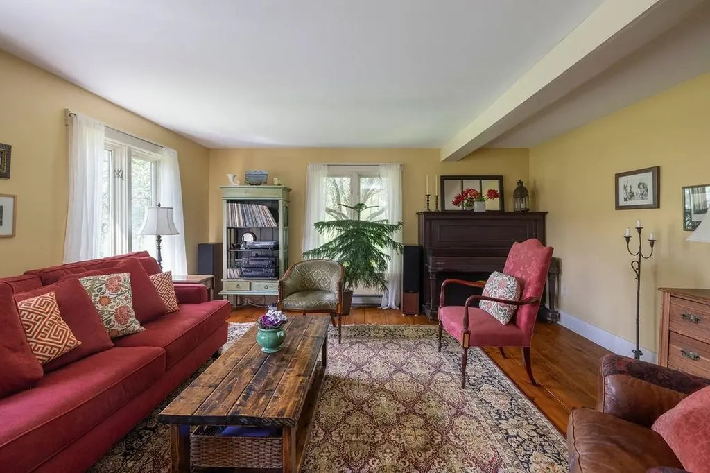 1459 South Road Hopkinton NH 03229