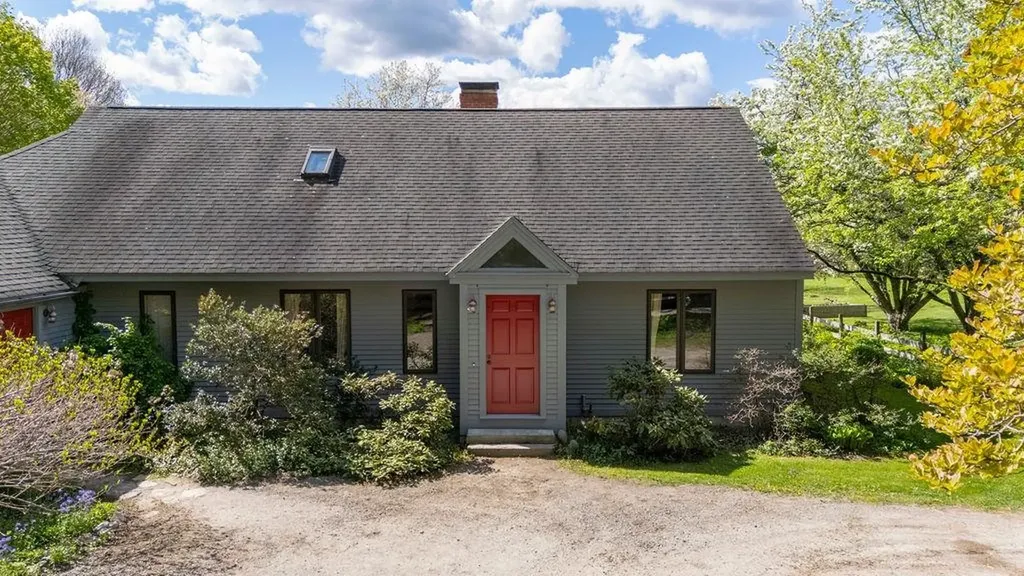 1459 South Road Hopkinton NH 03229