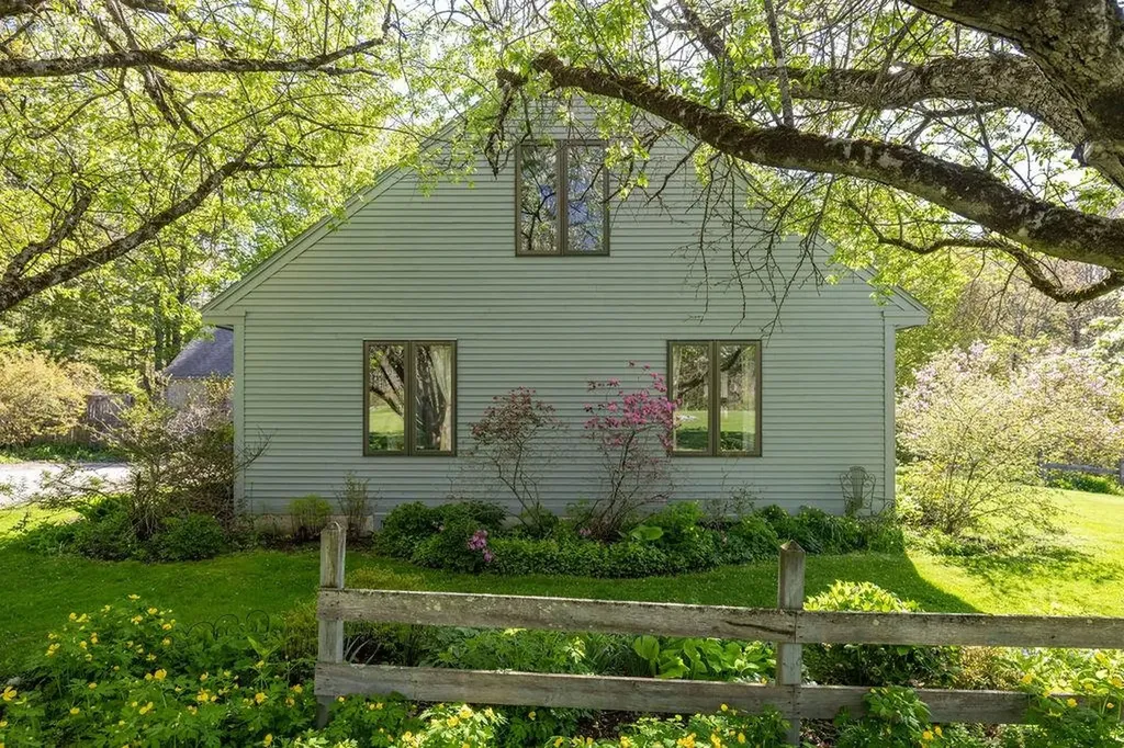 1459 South Road Hopkinton NH 03229