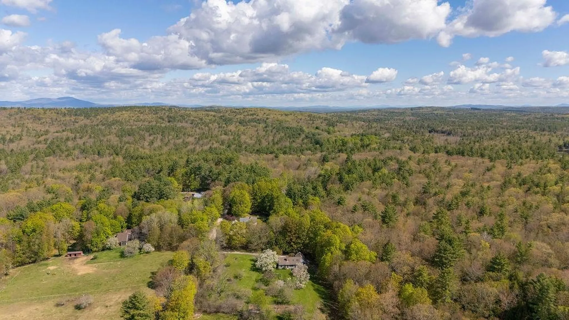 1459 South Road Hopkinton NH 03229