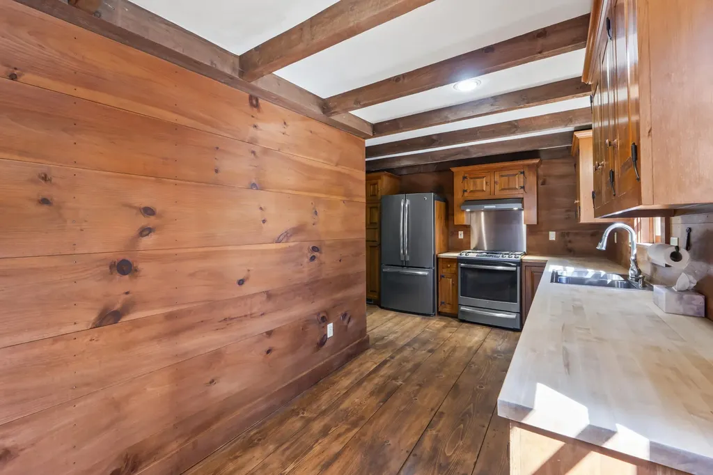 2 Otis Road Somersworth NH 03878