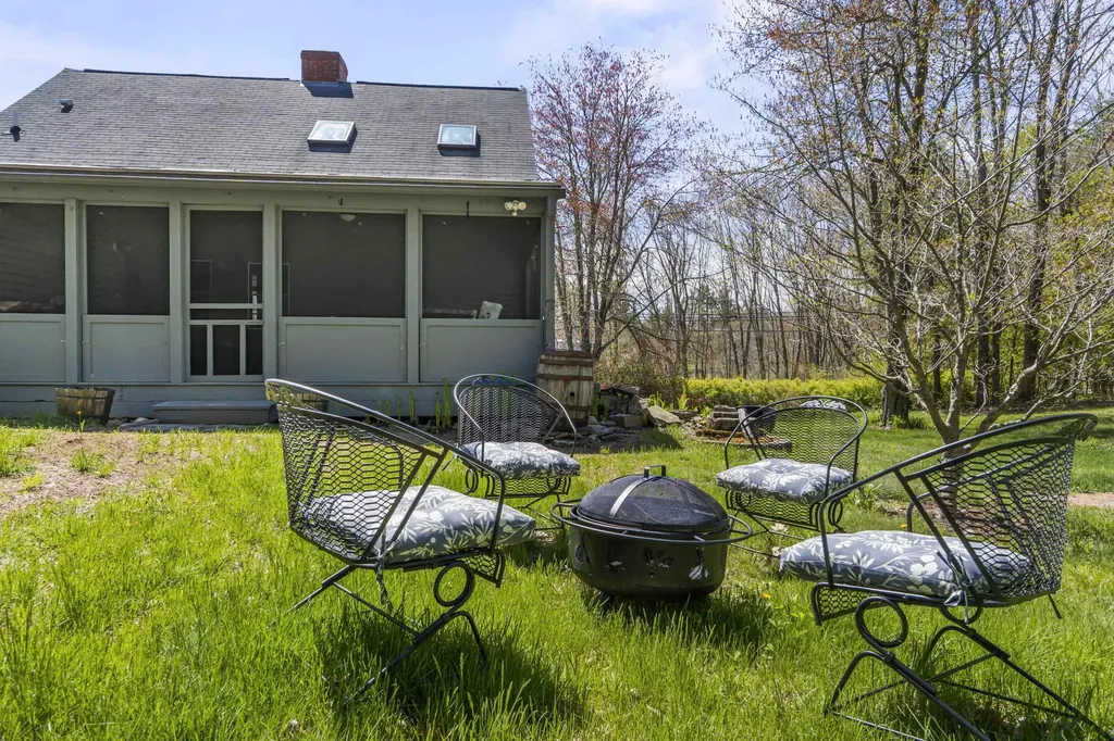 2 Otis Road Somersworth NH 03878