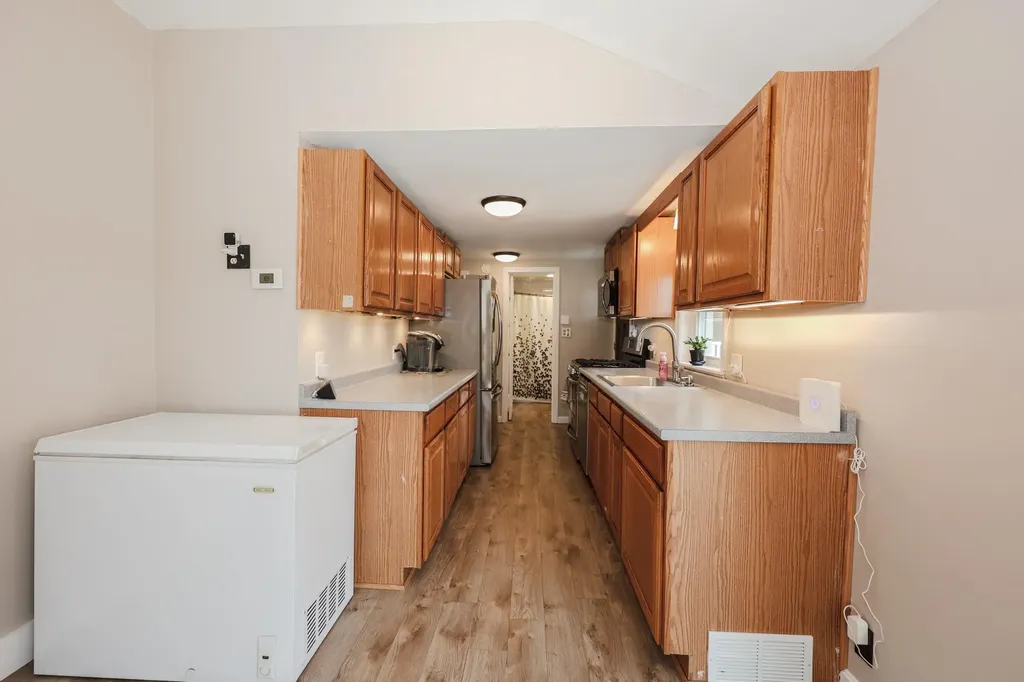 9 Riverside Drive Fremont NH 03044