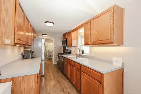 9 Riverside Drive Fremont NH 03044