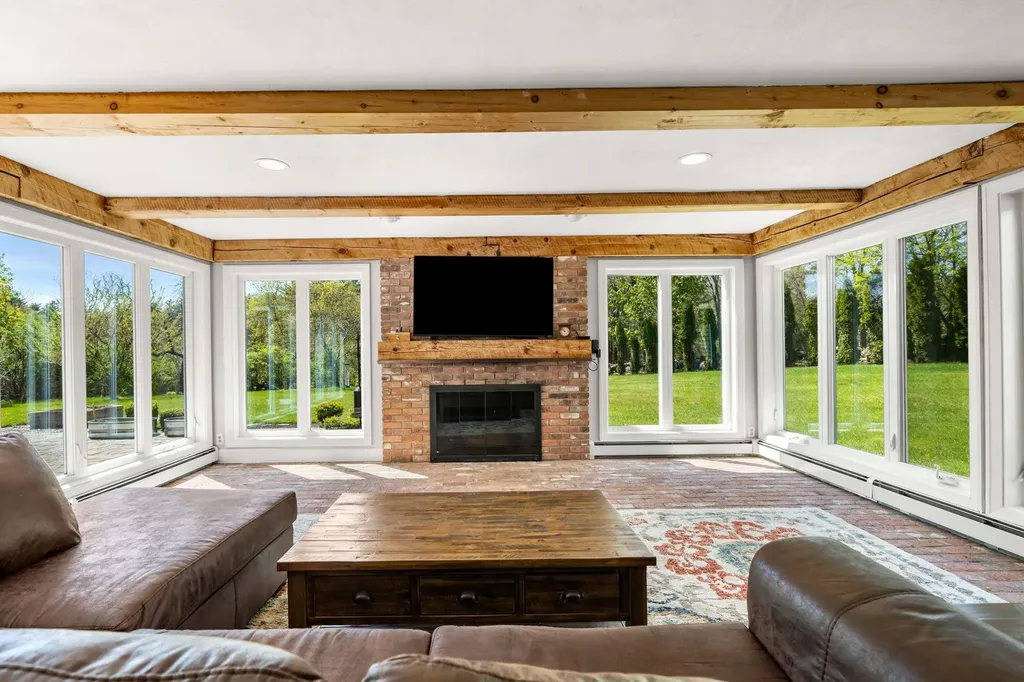 15 Prescott Lane Hampton Falls NH 03844