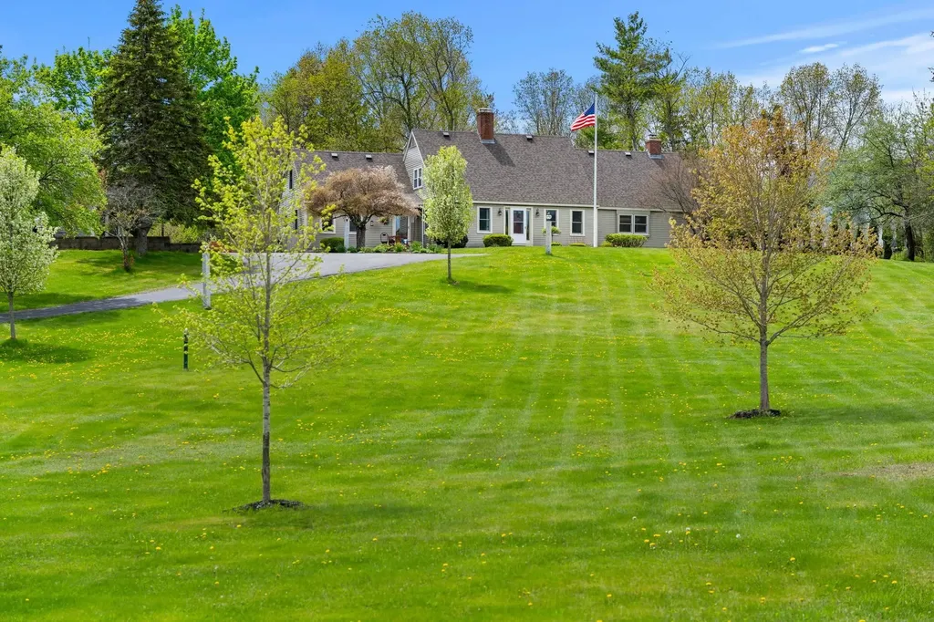 15 Prescott Lane Hampton Falls NH 03844