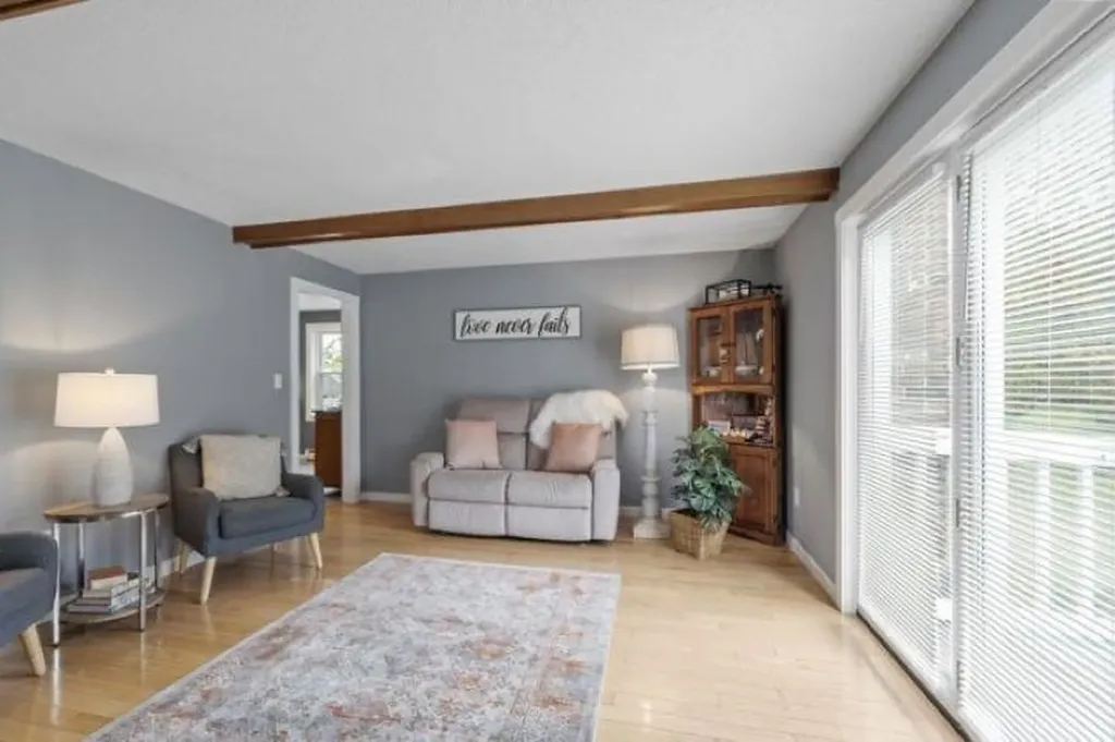32 Amberwood Drive Atkinson NH 03811