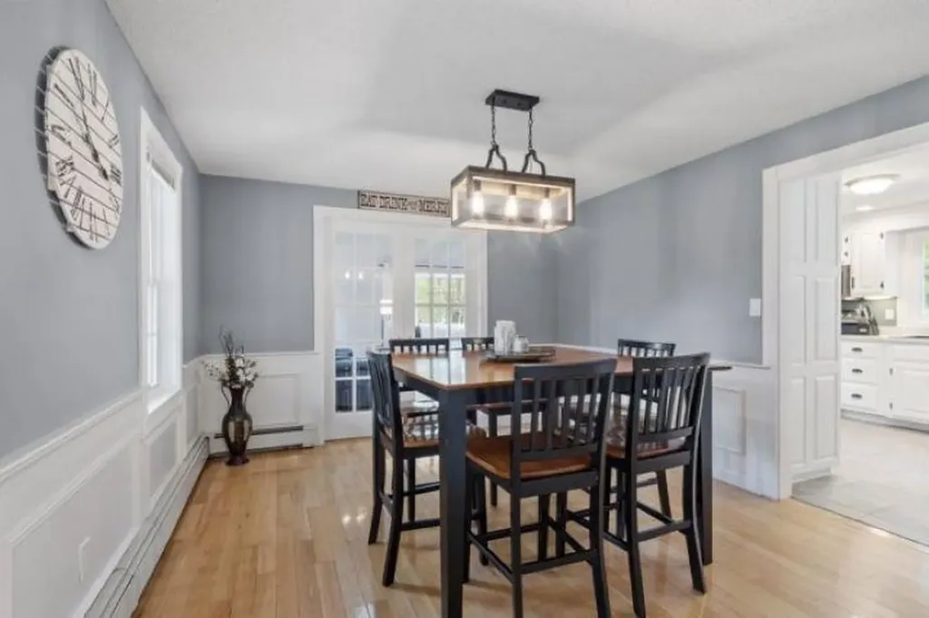 32 Amberwood Drive Atkinson NH 03811
