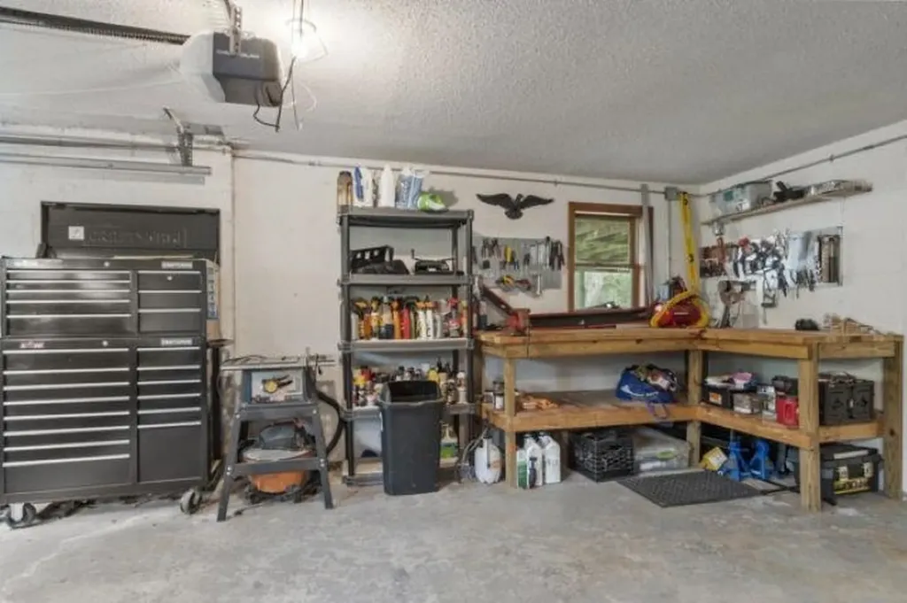 32 Amberwood Drive Atkinson NH 03811