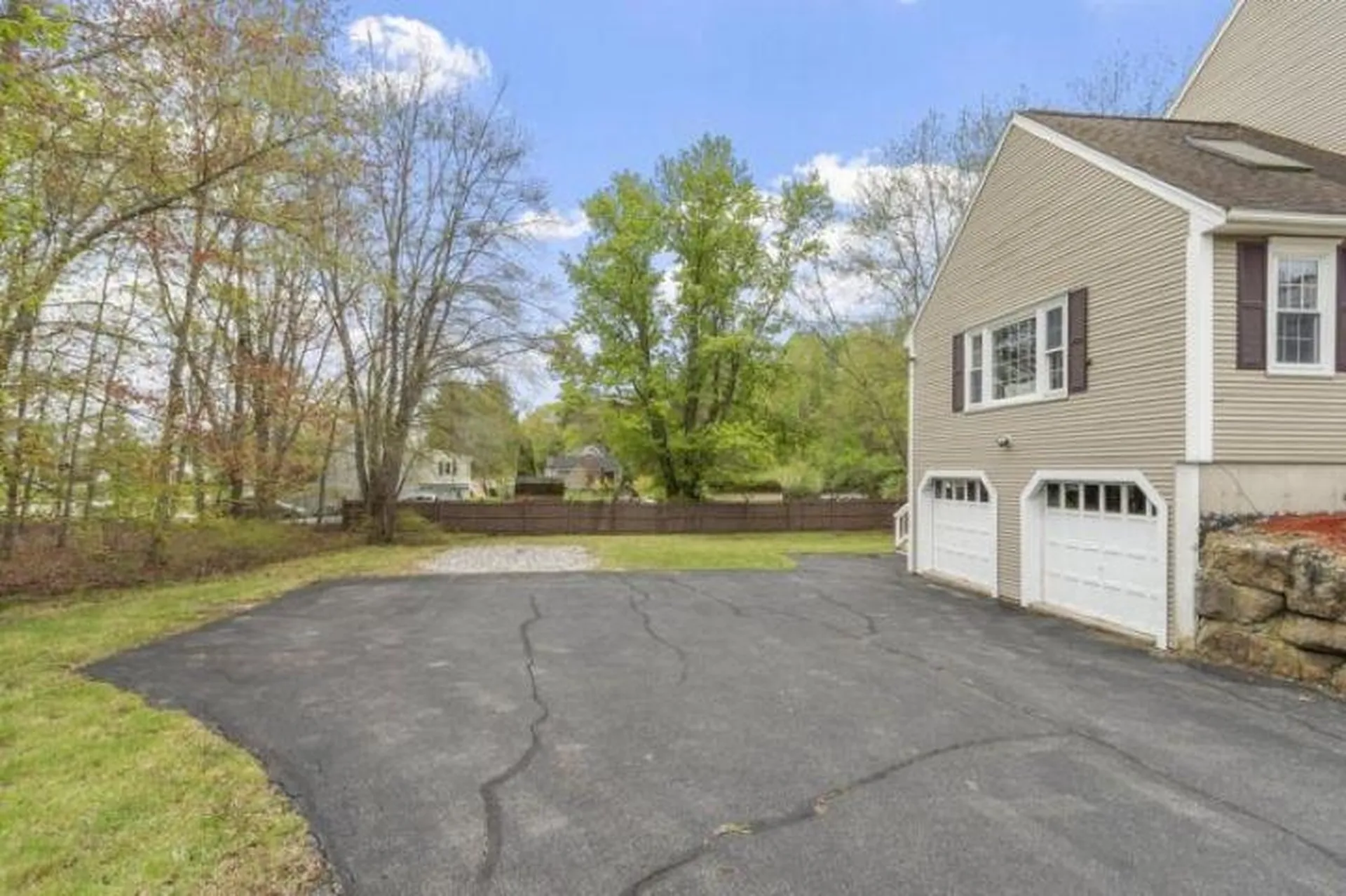 32 Amberwood Drive Atkinson NH 03811