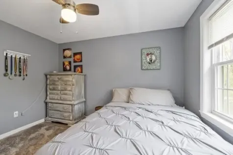32 Amberwood Drive Atkinson NH 03811