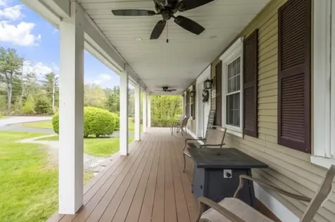 32 Amberwood Drive Atkinson NH 03811