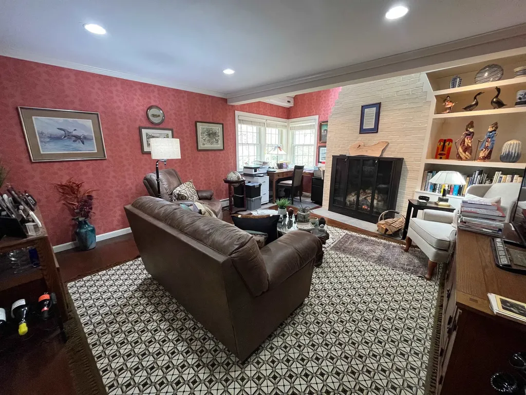 6 Oak Ridge Road Lebanon NH 03784