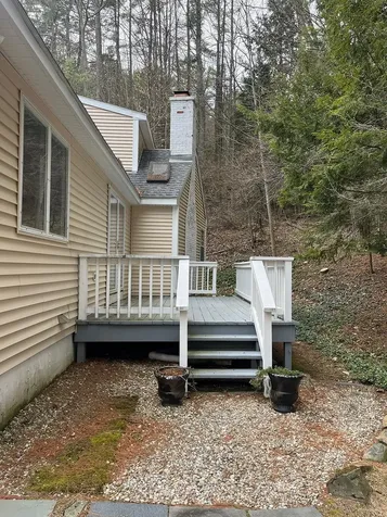 6 Oak Ridge Road Lebanon NH 03784