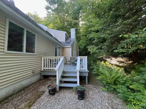 6 Oak Ridge Road Lebanon NH 03784