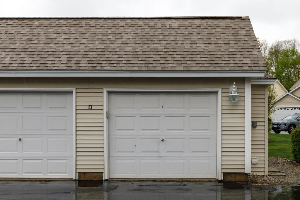 5 Lafond Avenue Hooksett NH 03106