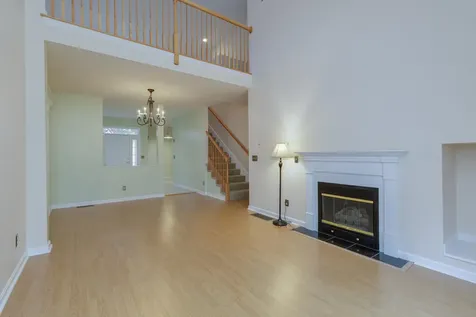 5 Lafond Avenue Hooksett NH 03106