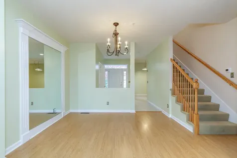 5 Lafond Avenue Hooksett NH 03106