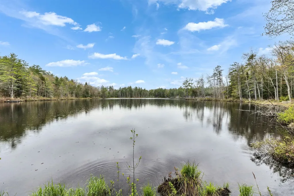 90 Collins Pond Road Fitzwilliam NH 03447
