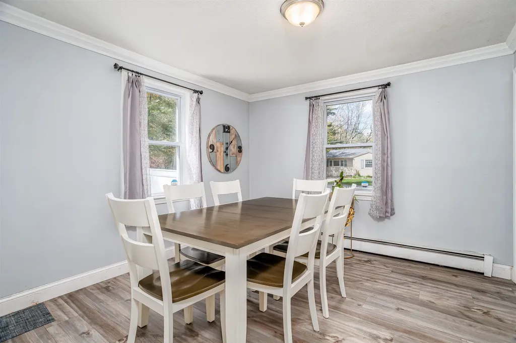 86 Manor Road Concord NH 03303