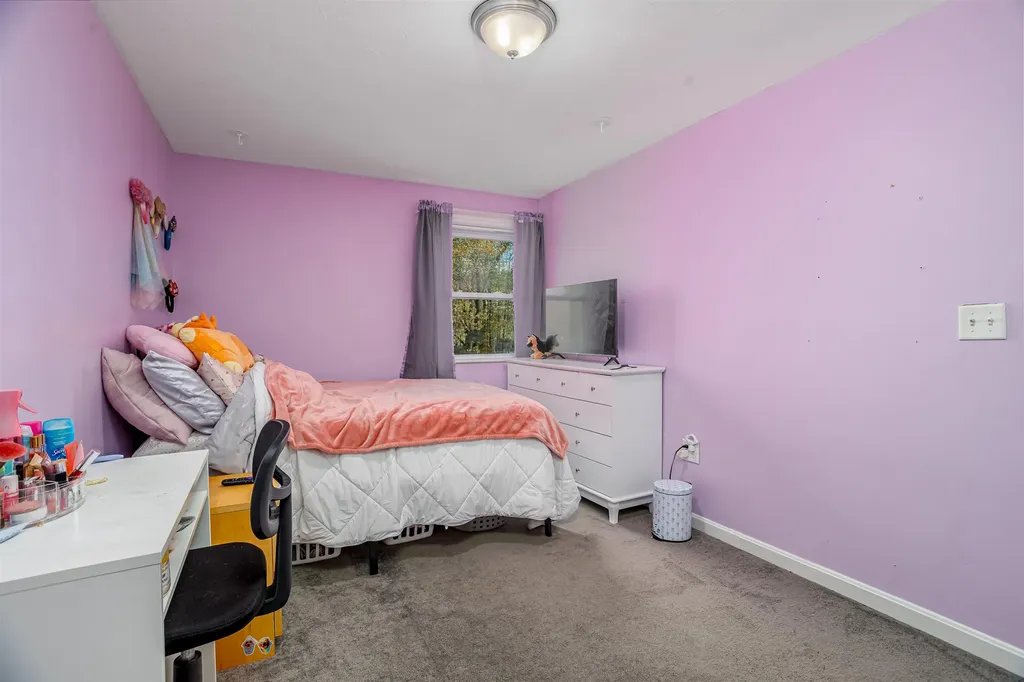 86 Manor Road Concord NH 03303