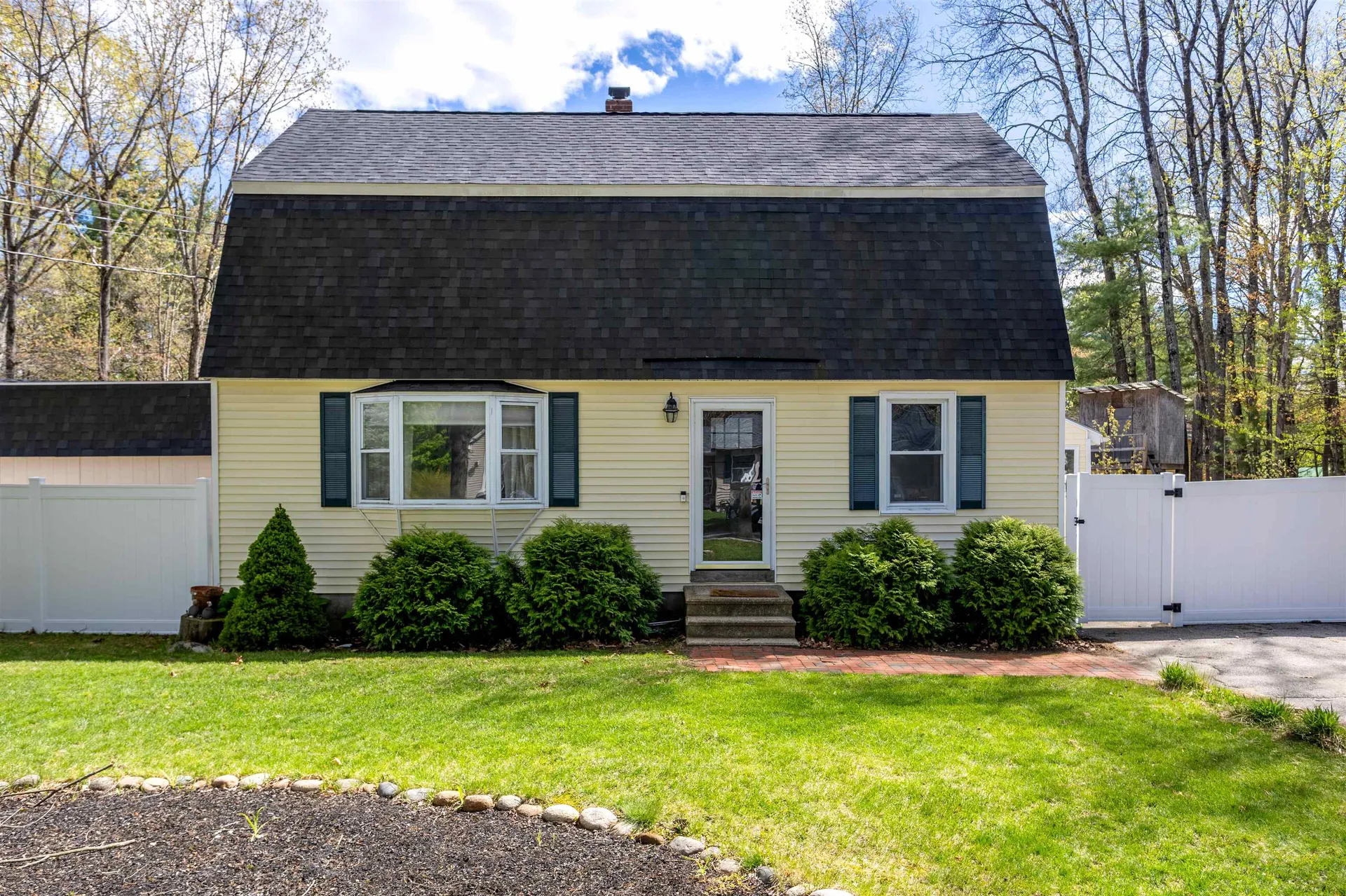 86 Manor Road Concord NH 03303