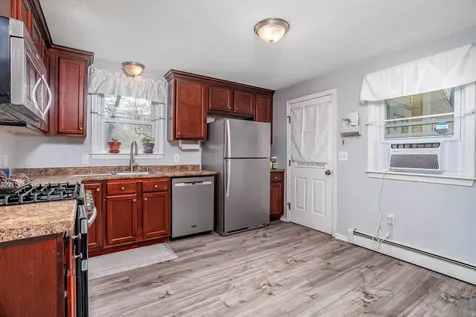 86 Manor Road Concord NH 03303