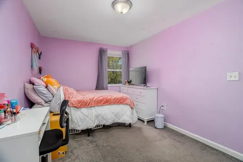 86 Manor Road Concord NH 03303