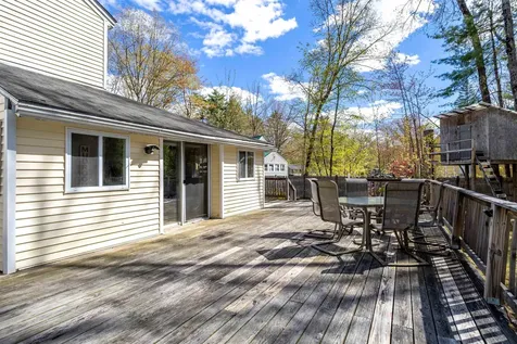 86 Manor Road Concord NH 03303