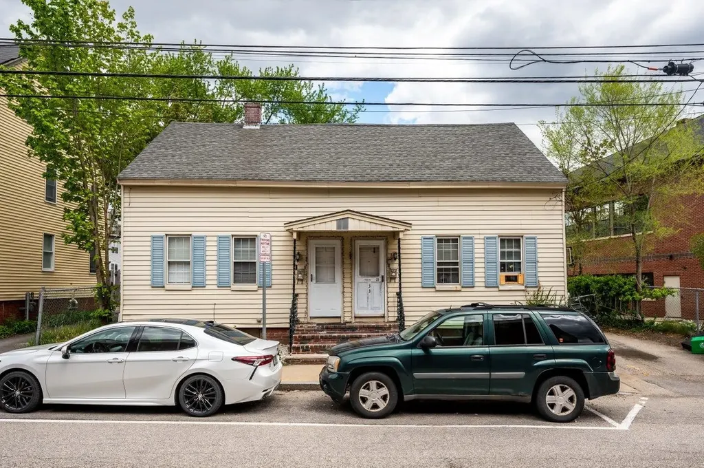33-35 St Thomas Street Dover NH 03820