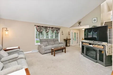 10 Balsam Way Plaistow NH 03865
