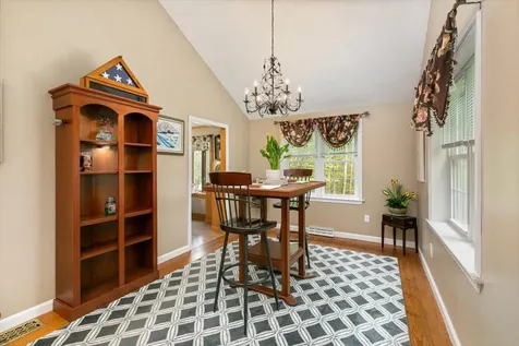 10 Balsam Way Plaistow NH 03865