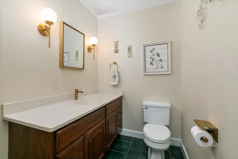 10 Balsam Way Plaistow NH 03865