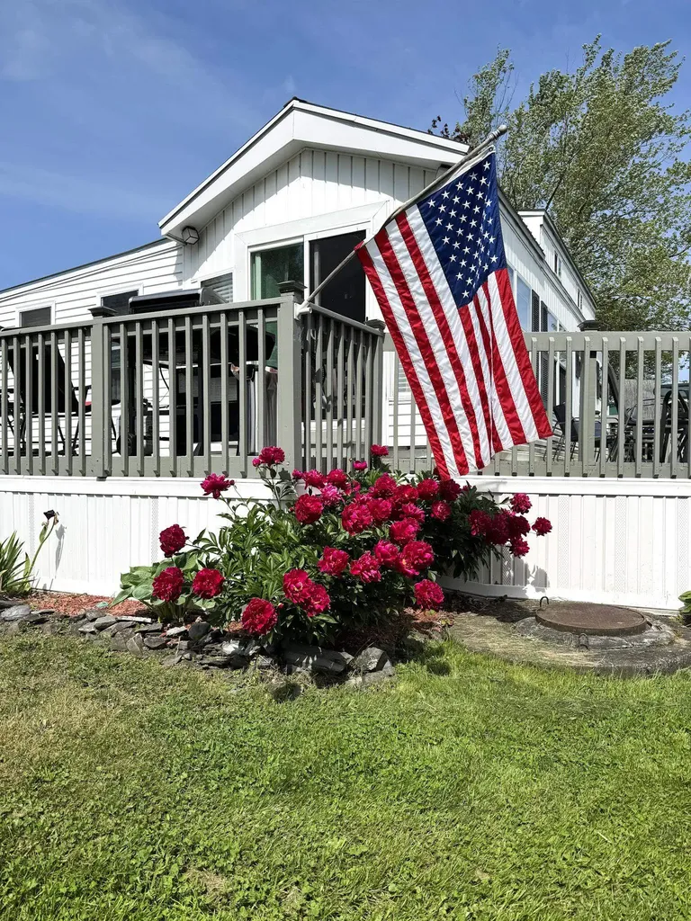 2 Gull Lane South Hero VT 05486