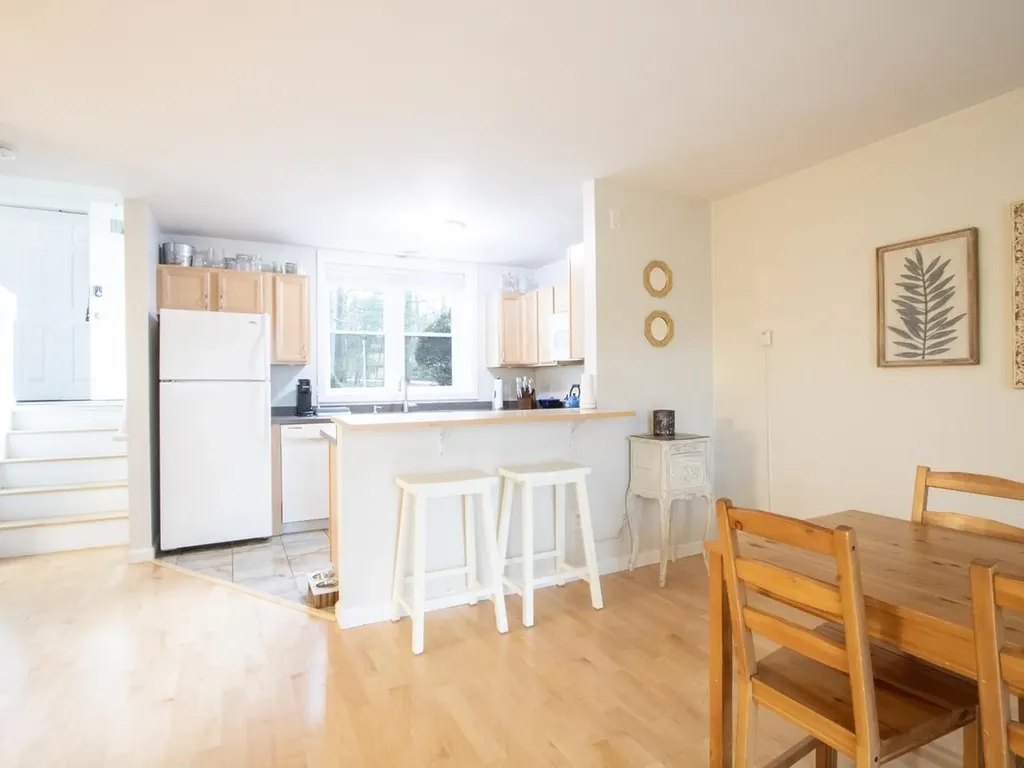438 Oak Circle Colchester VT 05446