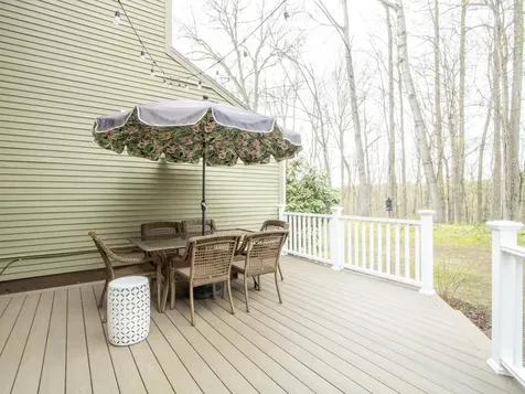 438 Oak Circle Colchester VT 05446