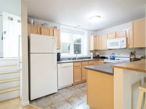 438 Oak Circle Colchester VT 05446