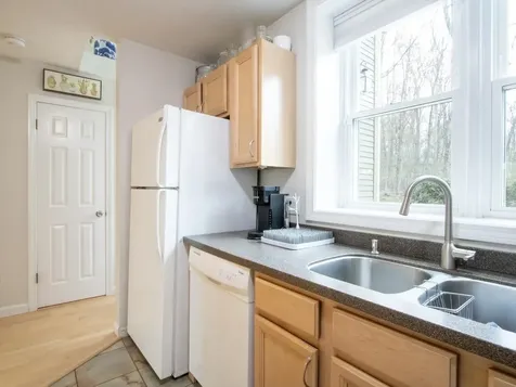 438 Oak Circle Colchester VT 05446