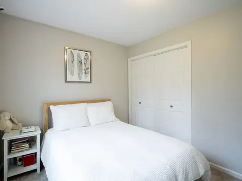 438 Oak Circle Colchester VT 05446