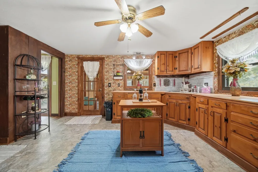 9 Lamb Road Nashua NH 03062