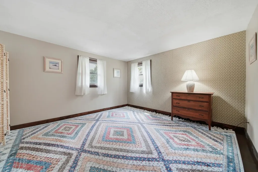 9 Lamb Road Nashua NH 03062