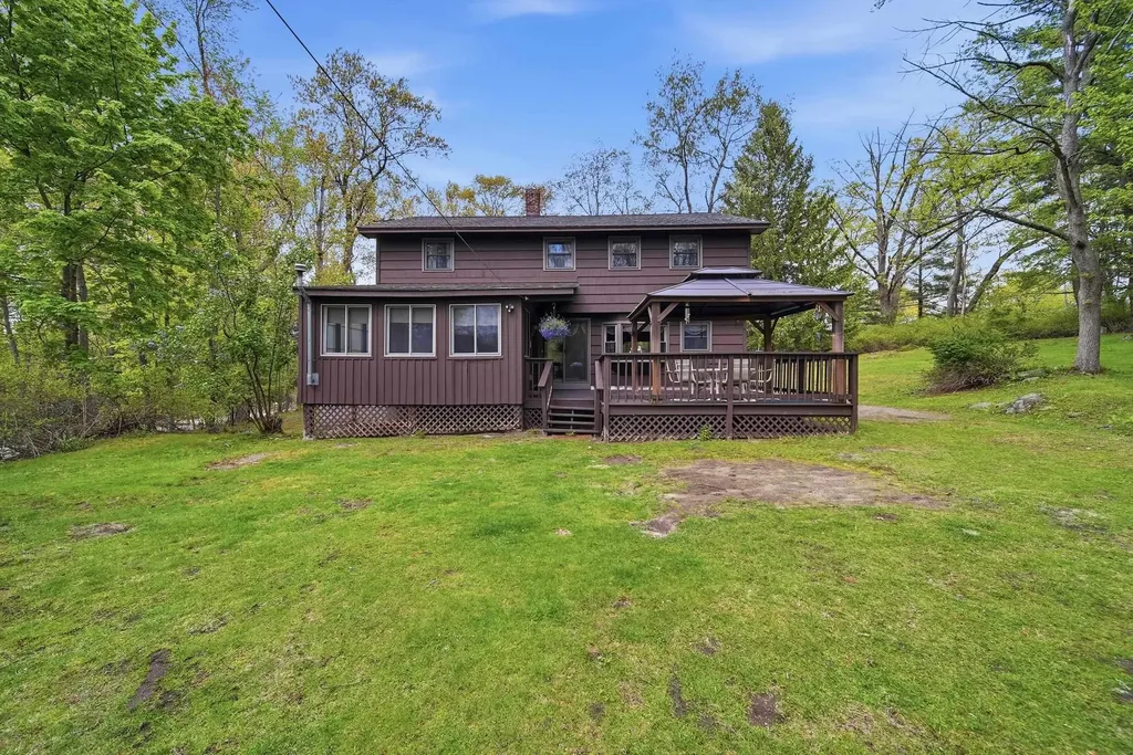 9 Lamb Road Nashua NH 03062