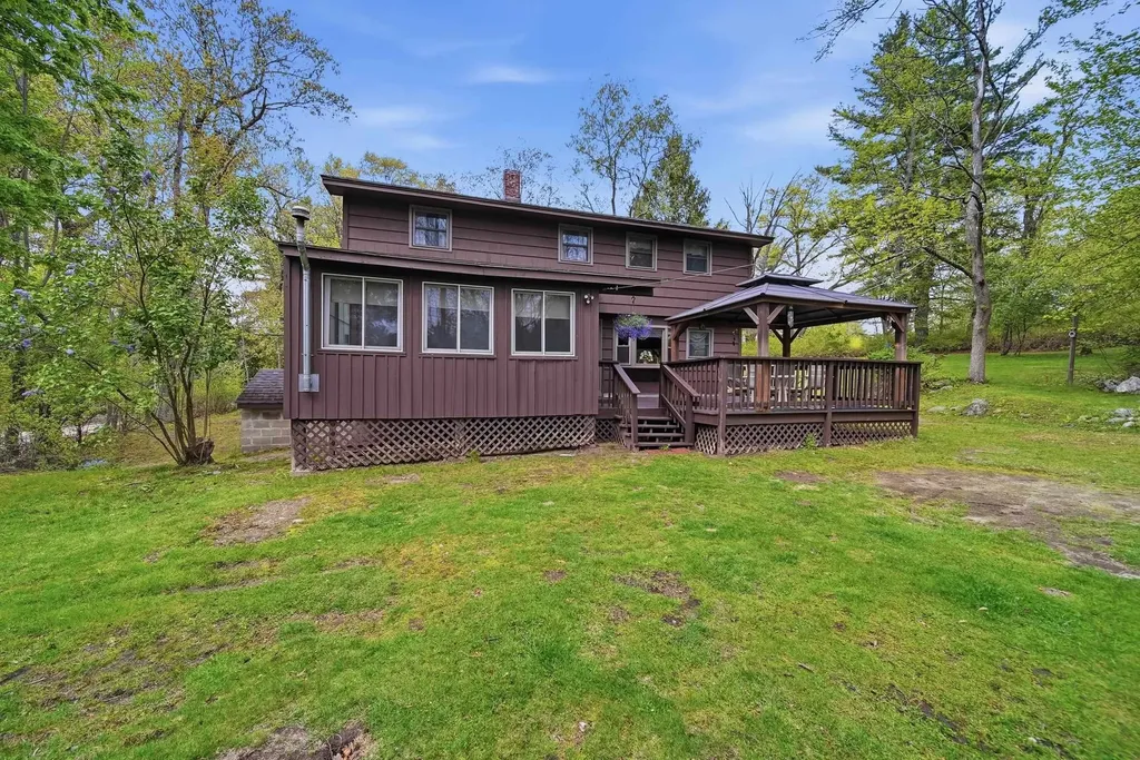 9 Lamb Road Nashua NH 03062