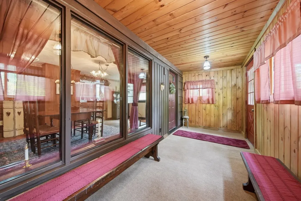 9 Lamb Road Nashua NH 03062