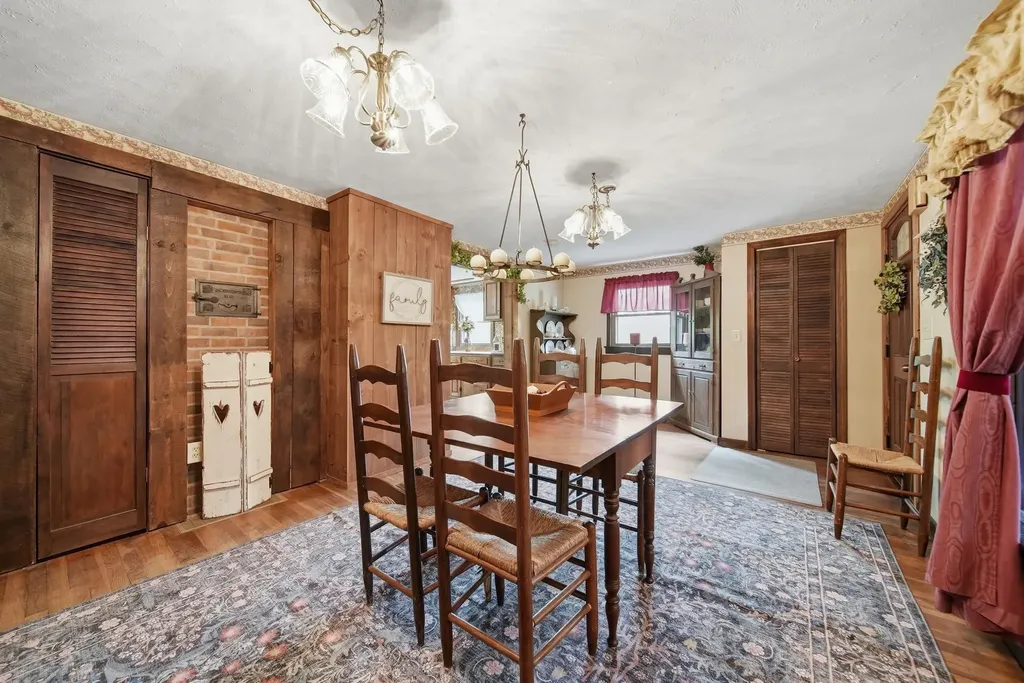 9 Lamb Road Nashua NH 03062