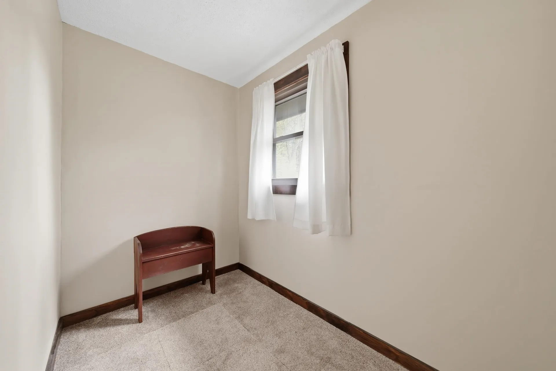 9 Lamb Road Nashua NH 03062