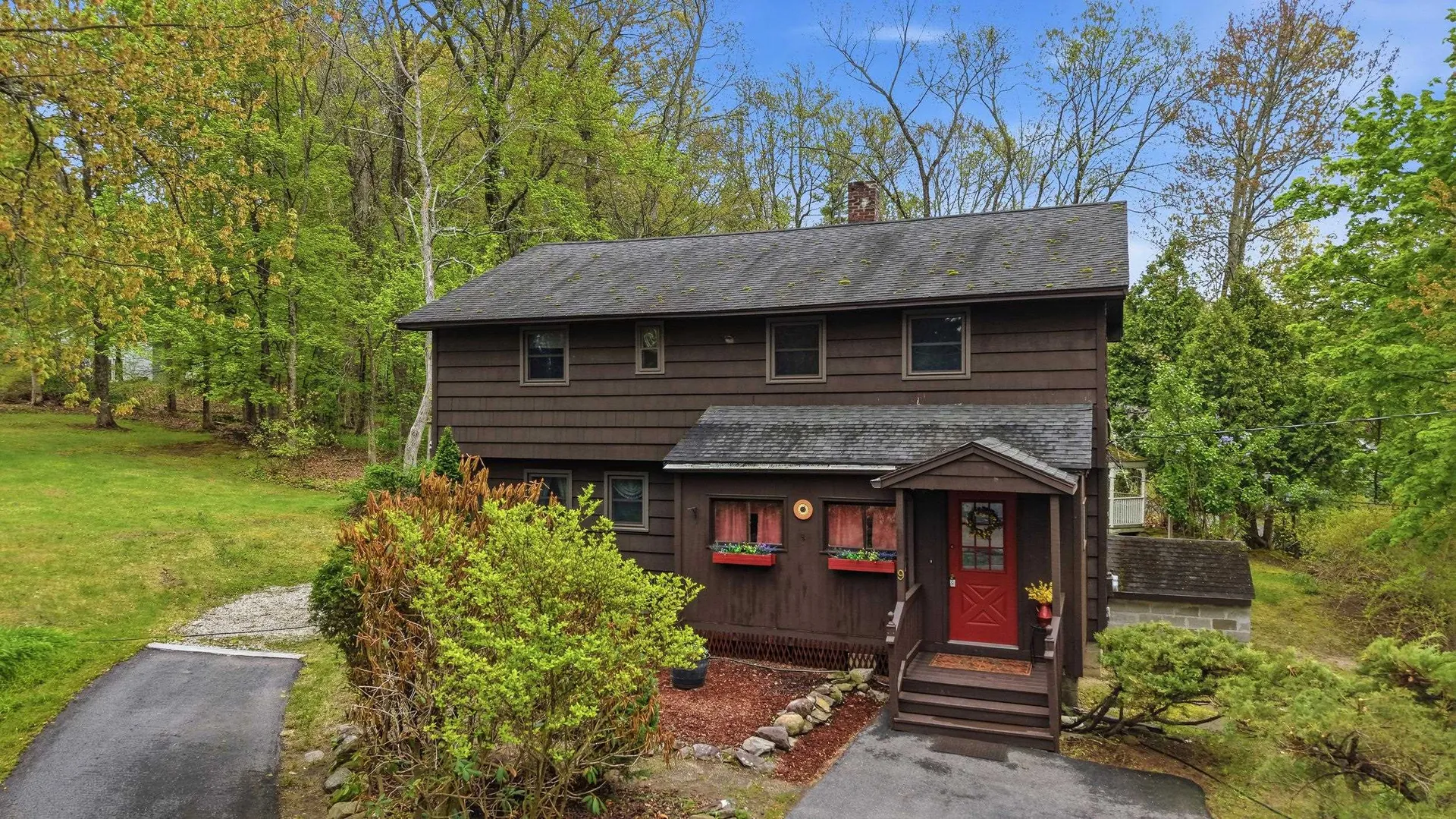 9 Lamb Road Nashua NH 03062