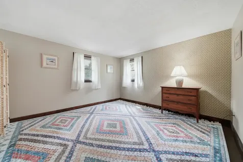 9 Lamb Road Nashua NH 03062