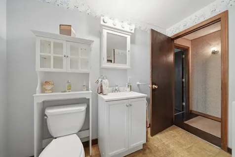 9 Lamb Road Nashua NH 03062